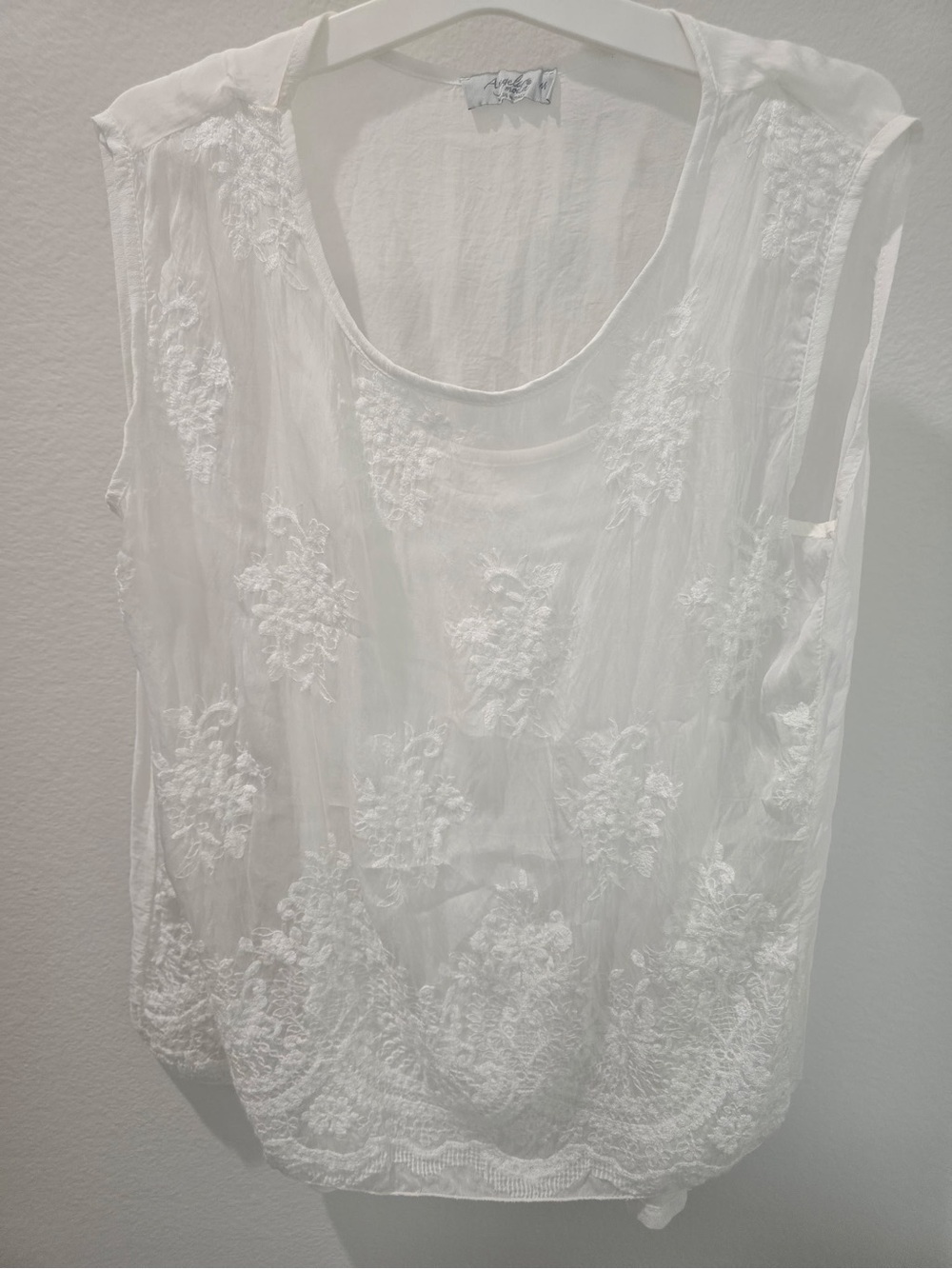 LOFT White Sleeveless Embroidered Blouse